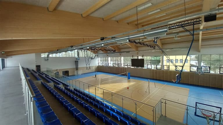 Arena Łaskarzew in Poland where a CloudPower CP1504 amplifier drives all the loudspeakers. Installed by Tommex.